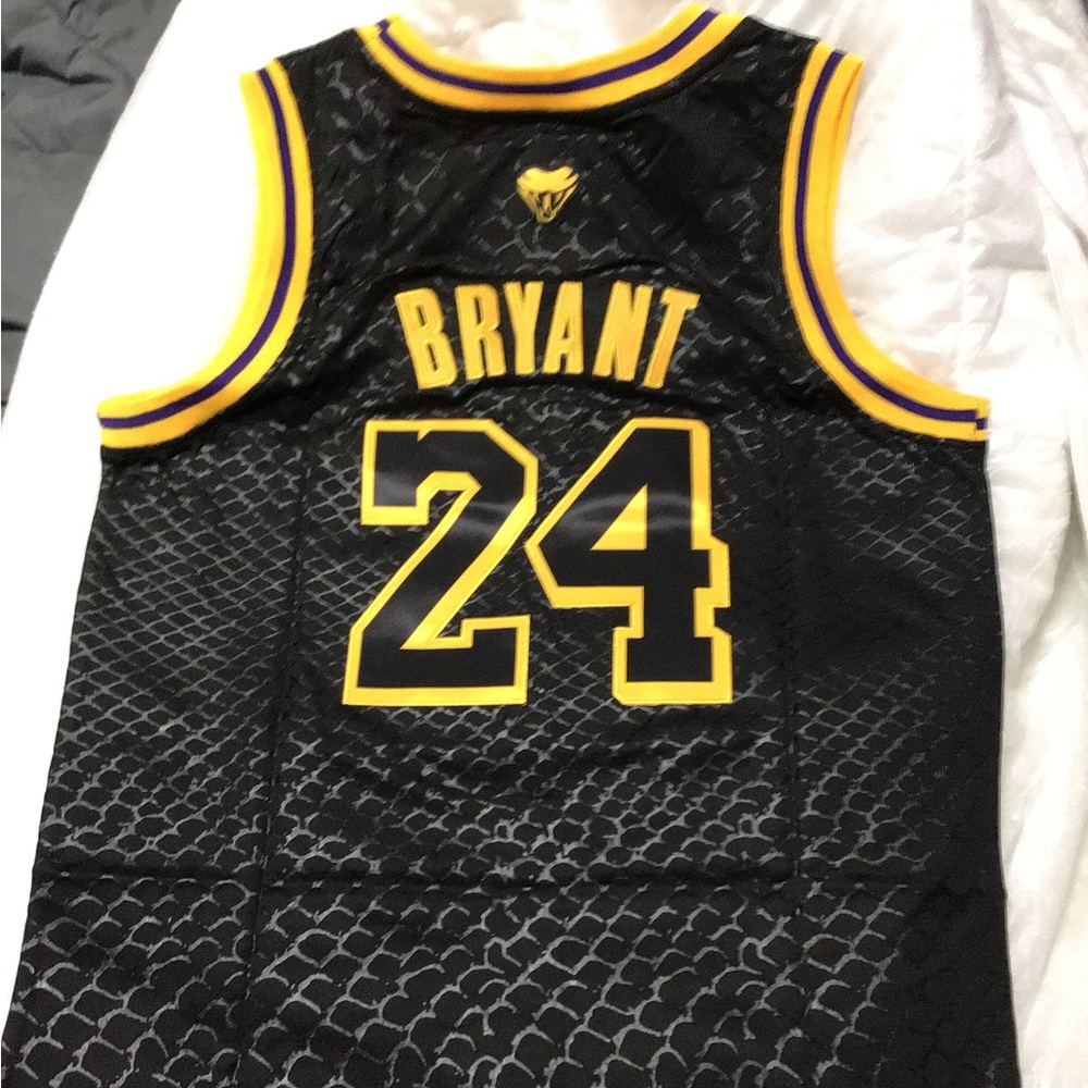 KOBE BRYANT Basketball Jersey - BRAND NEW